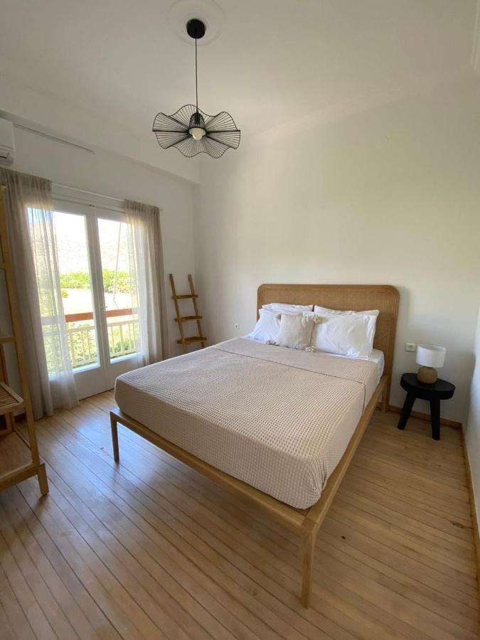 Thassa Beach Apartment No1 Leonídion Екстериор снимка